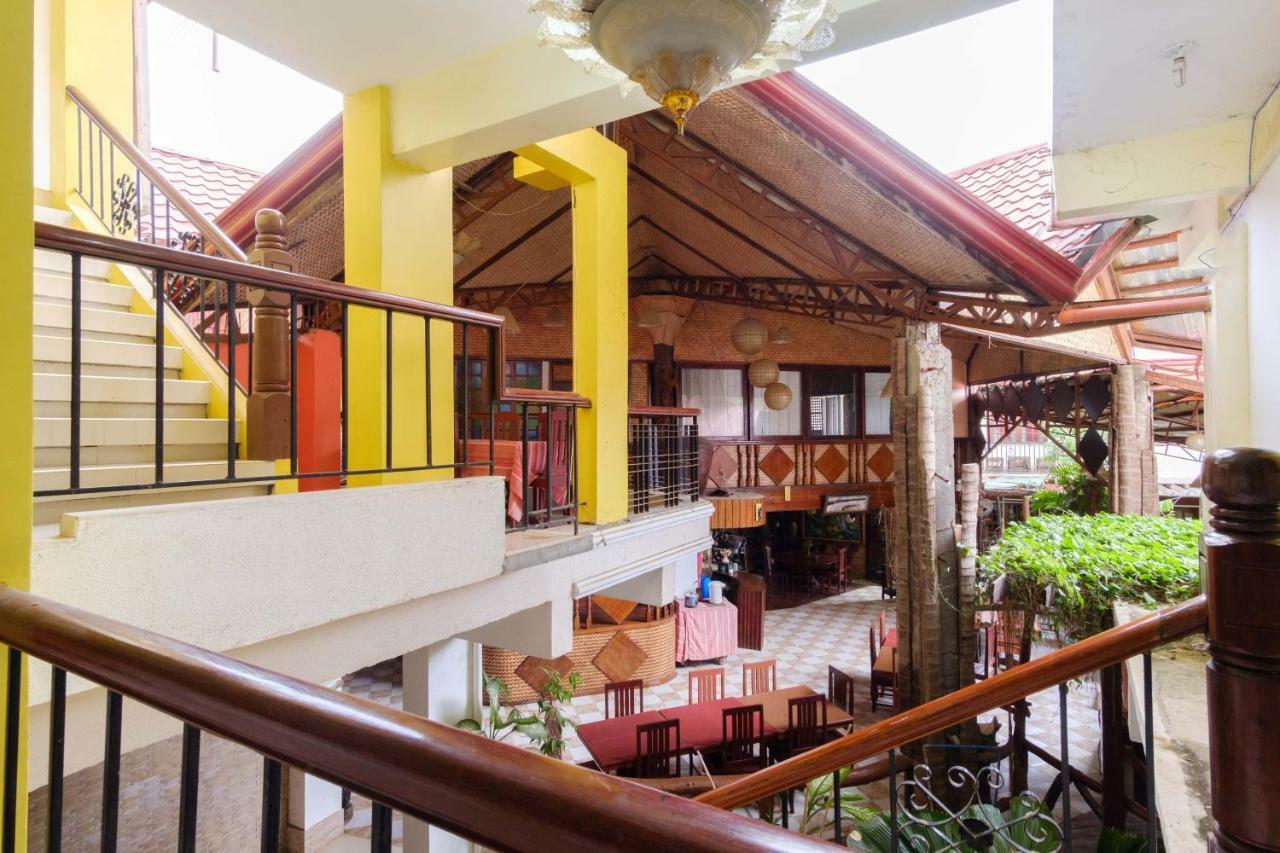Oyo 621 De Loro Inn Puerto Princesa Eksteriør billede