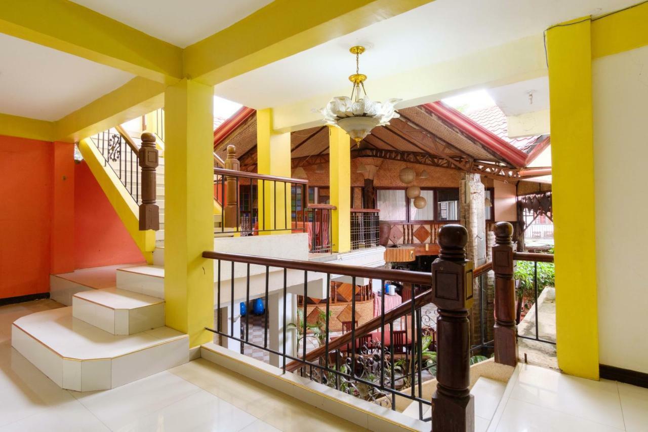 Oyo 621 De Loro Inn Puerto Princesa Eksteriør billede