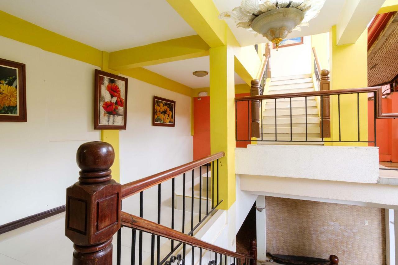 Oyo 621 De Loro Inn Puerto Princesa Eksteriør billede